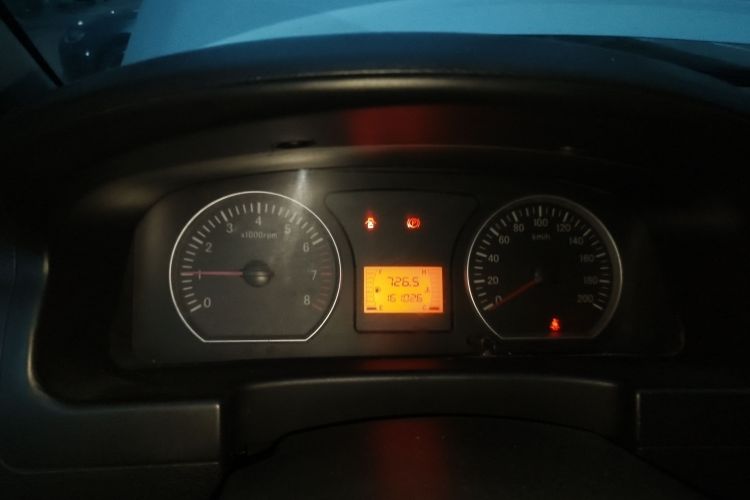 Used FORTHING Lingzhi 2016 M3 1.6L 7-Seater Luxury Model China IV Standard Odometer Close Up
