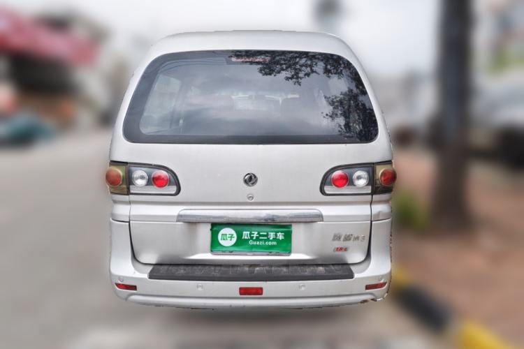 Used FORTHING Lingzhi 2016 M3L 1.6L 7-Seater Standard Model Rear
