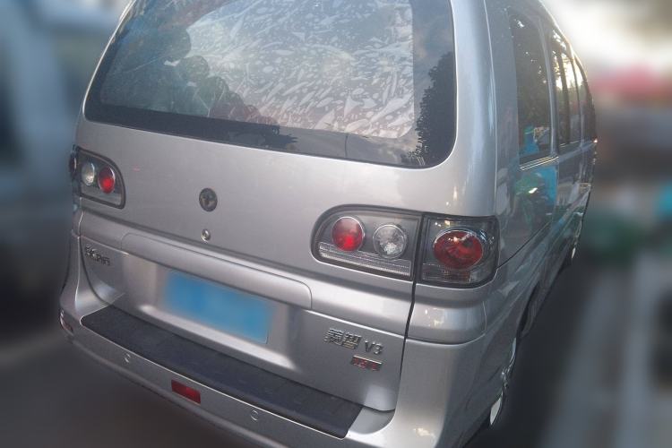 Used FORTHING Lingzhi 2016 V3 1.5L 7-Seater Standard Model China V Emission Standard Rear Right 45 Deg