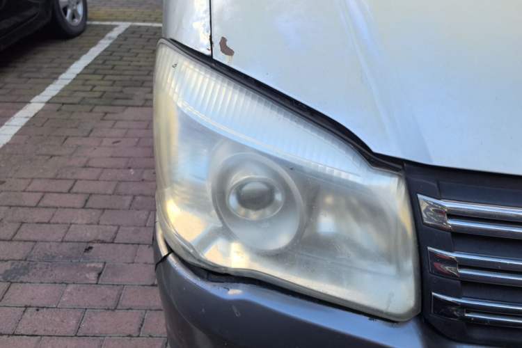 Used FORTHING Lingzhi 2016 M3 1.6L 7-Seater Comfort Model China V Standard Right Front Headlight