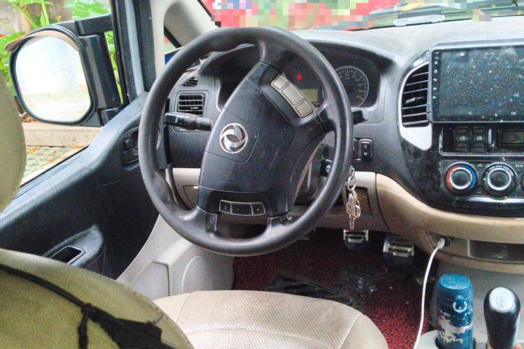 Used FORTHING Lingzhi 2016 M3 1.6L 7-Seater Luxury Model China V Standard Steering Wheel