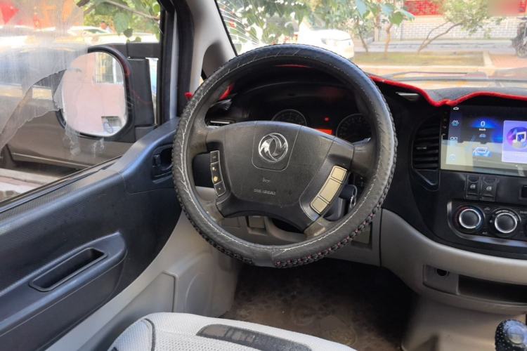 Used FORTHING Lingzhi 2016 M3 1.6L 7-Seater Comfort Model China V Standard Steering Wheel