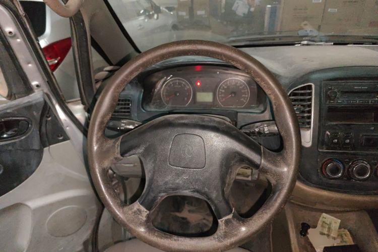 Used FORTHING Lingzhi 2016 M3L 1.6L 7-Seater Standard Model Steering Wheel