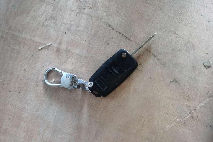 Used FORTHING Lingzhi 2016 M3L 1.6L 7-Seater Comfort Model Vehicle Key
