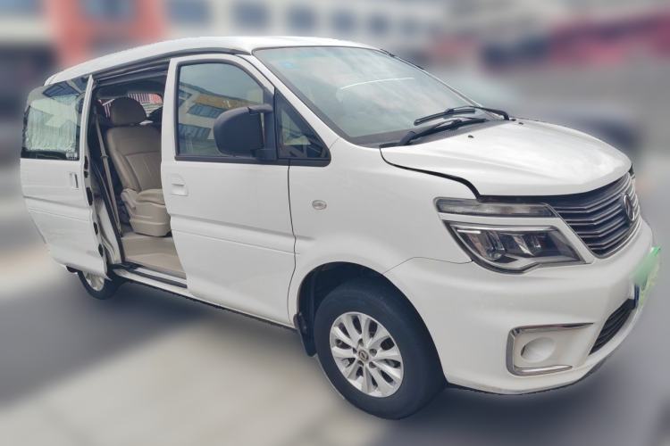 Used FORTHING Lingzhi 2016 M3 1.6L 7-Seater Comfort Model China IV Standard Front Right 45 Deg