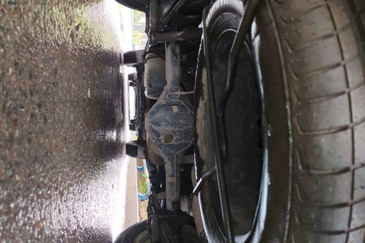 Used FORTHING Lingzhi 2016 M5 2.0L 7-seat Long-wheelbase Luxury Model Chassis Rear