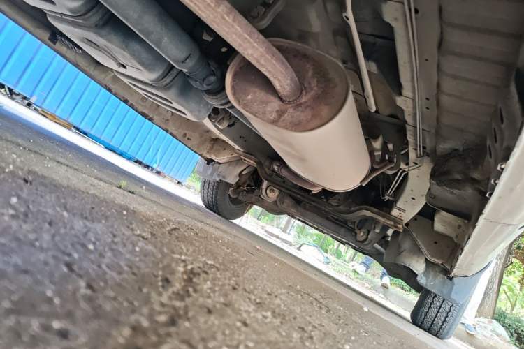 Used FORTHING Lingzhi 2016 M3L 1.6L 7-Seater Standard Model Chassis Rear Right