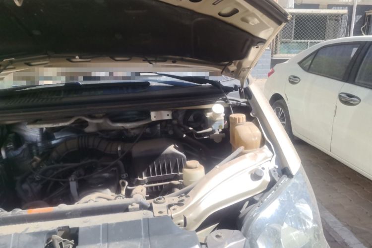 Used FORTHING Lingzhi 2016 V3 1.5L 7-Seater Luxury Model China IV Standard Engine Bay Left