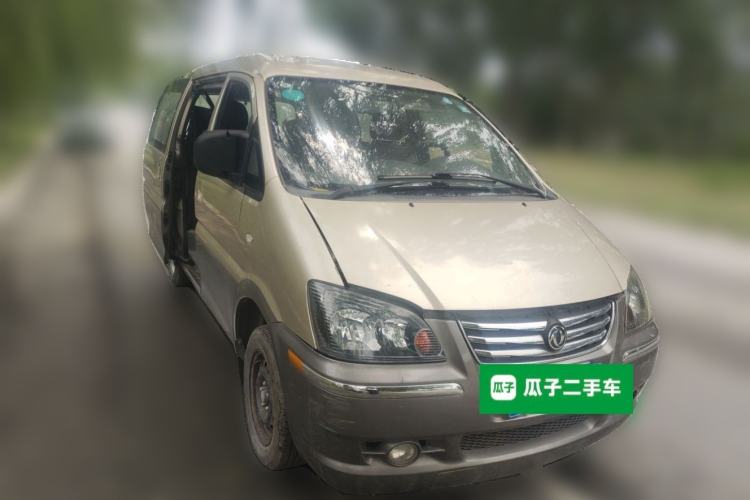 Used FORTHING Lingzhi 2016 V3 1.5L 7-Seater Comfort Model China V Standard Front Right 45 Deg
