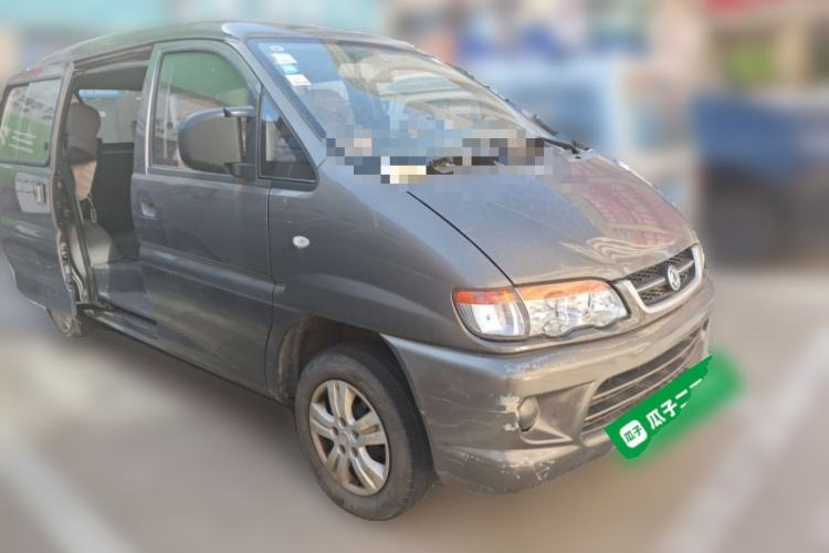 Used FORTHING Lingzhi 2016 V3 1.5L 7-Seater Standard Model China V Emission Standard Front Right 45 Deg