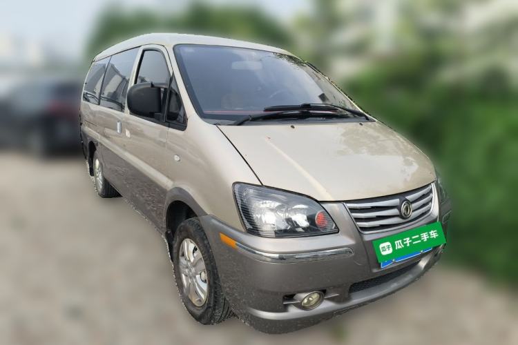 Used FORTHING Lingzhi 2016 M3L 1.6L 7-Seater Comfort Model Front Right 45 Deg