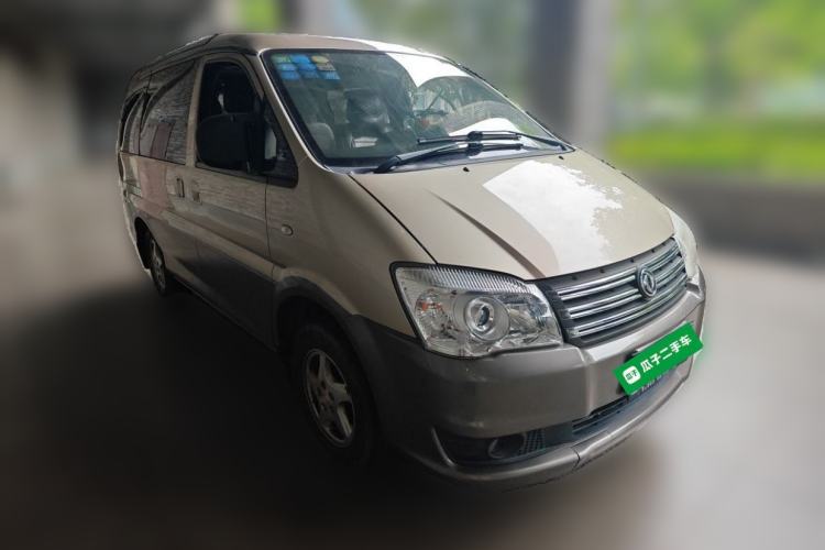 Used FORTHING Lingzhi 2016 M3 1.6L 7-Seater Luxury Model China V Standard Front Right 45 Deg