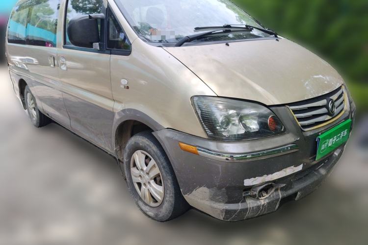 Used FORTHING Lingzhi 2016 M3L 1.6L 7-Seater Comfort Model Front Right 45 Deg