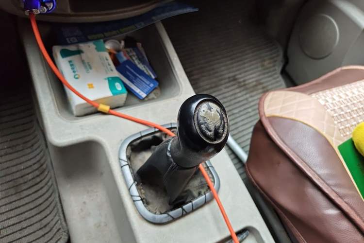 Used FORTHING Lingzhi 2016 M3L 1.6L 7-Seater Standard Model Gear Lever