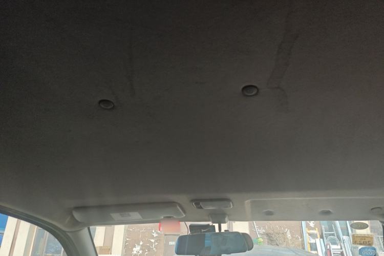 Used FORTHING Lingzhi 2016 V3 1.5L 7-Seater Standard Model China V Emission Standard Headliner