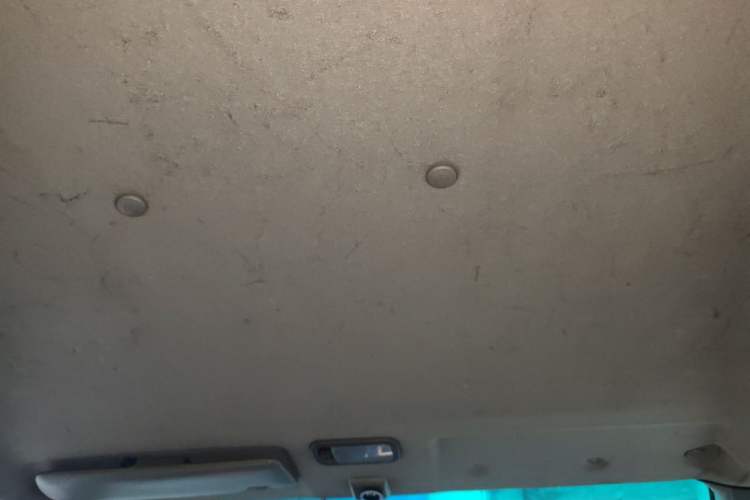 Used FORTHING Lingzhi 2016 V3 1.5L 7-Seater Standard Model China V Emission Standard Headliner