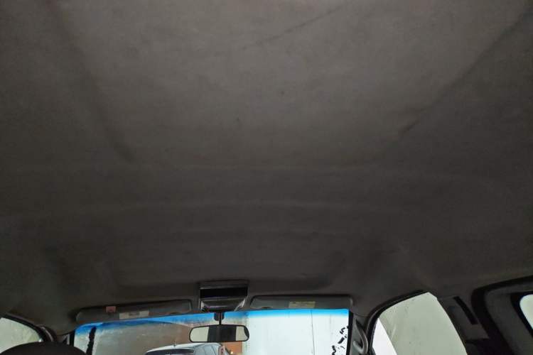 Used FORTHING Lingzhi 2016 M3L 1.6L 7-Seater Comfort Model Headliner