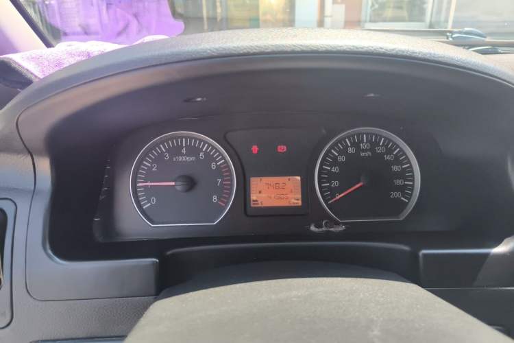 Used FORTHING Lingzhi 2016 M3 1.6L 7-Seater Luxury Model China V Standard Instrument Cluster