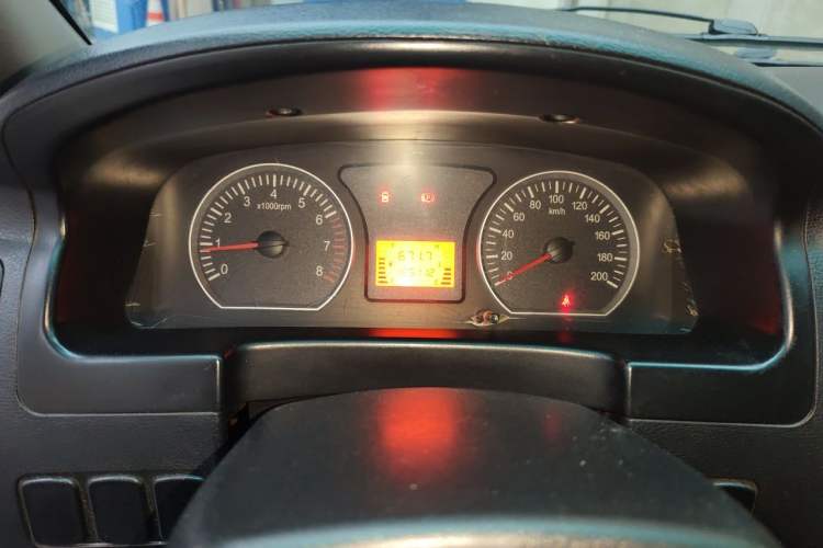 Used FORTHING Lingzhi 2016 V3 1.5L 7-Seater Standard Model China V Emission Standard Instrument Cluster