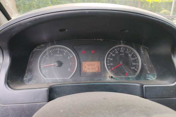 Used FORTHING Lingzhi 2016 M3L 1.6L 7-Seater Comfort Model Instrument Cluster