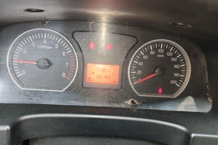 Used FORTHING Lingzhi 2016 M3L 1.6L 7-Seater Standard Model Instrument Cluster