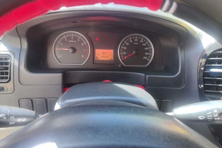 Used FORTHING Lingzhi 2016 V3 1.5L 7-Seater Luxury Model China IV Standard Instrument Cluster