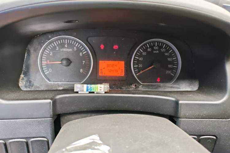Used FORTHING Lingzhi 2016 M3L 1.6L 7-Seater Standard Model Instrument Cluster