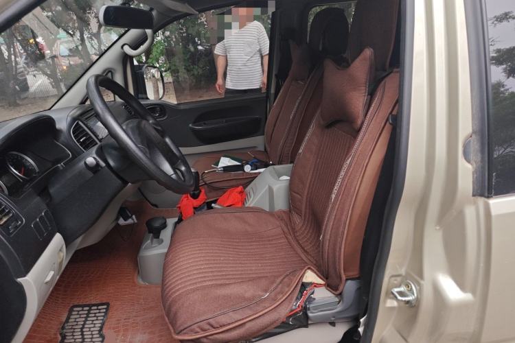 Used FORTHING Lingzhi 2016 V3 1.5L 7-Seater Luxury Model China V Emission Standard Left Front Seat