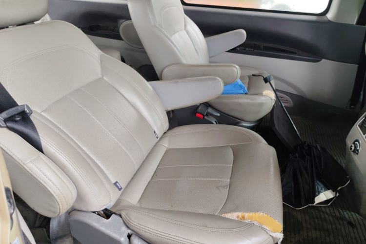 Used FORTHING Lingzhi 2016 M5 2.0L 7-seat Long-wheelbase Luxury Model Left Rear Seat