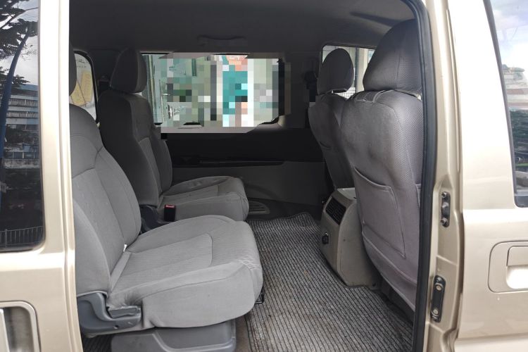 Used FORTHING Lingzhi 2016 M3L 1.6L 7-Seater Comfort Model Left Rear Seat