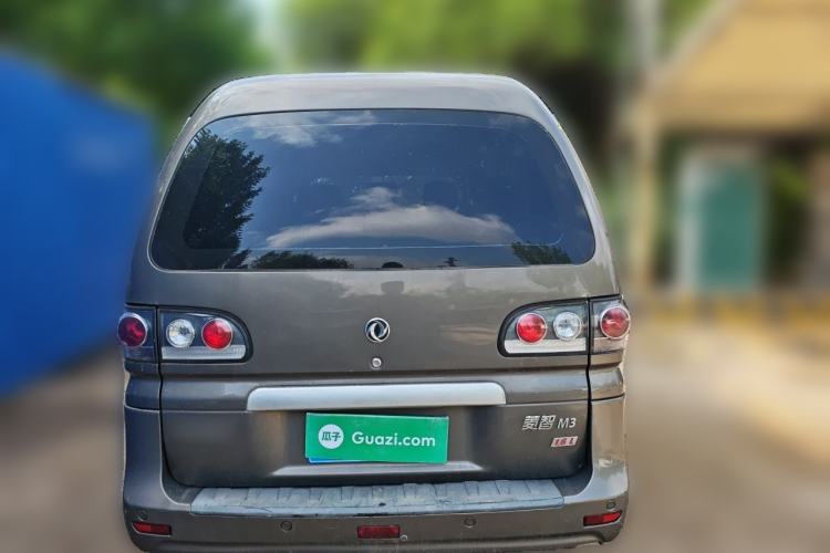 Used FORTHING Lingzhi 2016 M3L 1.6L 7-Seater Standard Model Rear