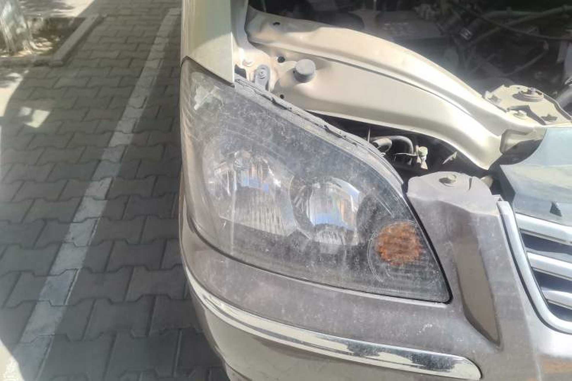 Used FORTHING Lingzhi 2016 V3 1.5L 7-Seater Luxury Model China IV Standard Right Front Headlight