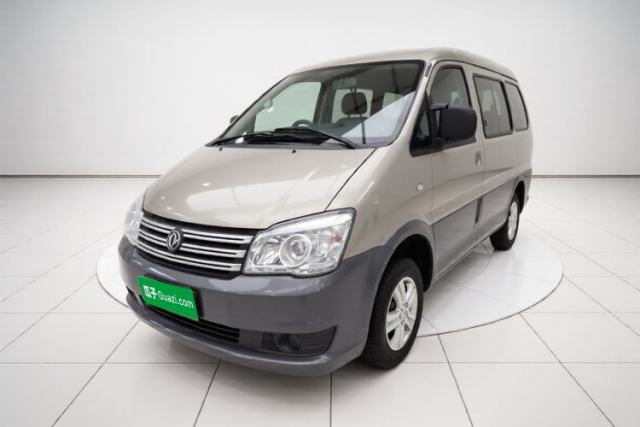 Ojetý FORTHING Lingzhi 2016 M3 1.6L 7-Seater Standard Model China V Emission Standard