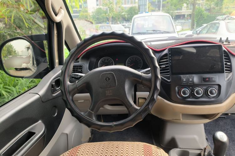 Used FORTHING Lingzhi 2016 M3L 1.6L 7-Seater Comfort Model Steering Wheel