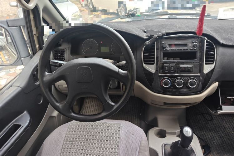 Used FORTHING Lingzhi 2016 M3L 1.6L 7-Seater Comfort Model Steering Wheel