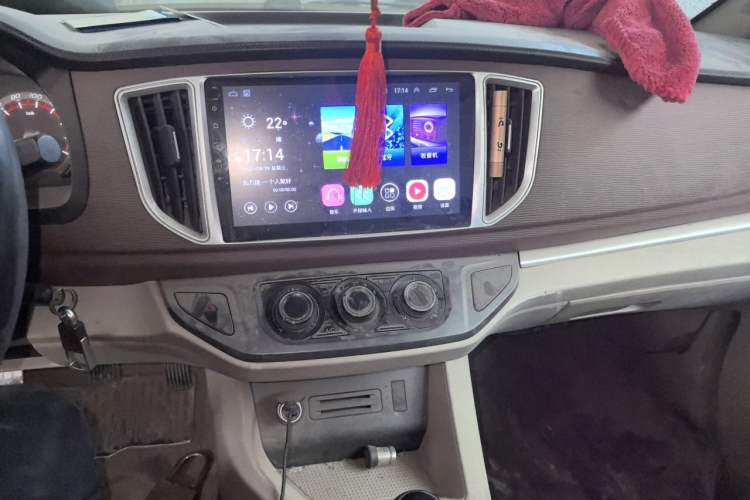 Used FORTHING Lingzhi 2017 M5L 1.6L 7-Seater Standard Model Audio And AC Panel