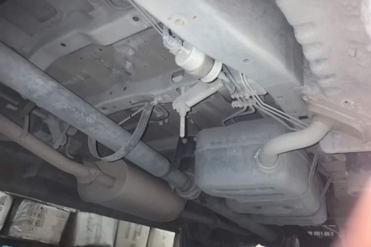 Used FORTHING Lingzhi 2017 M5L 1.6L 7-Seater Standard Model Chassis Front Left