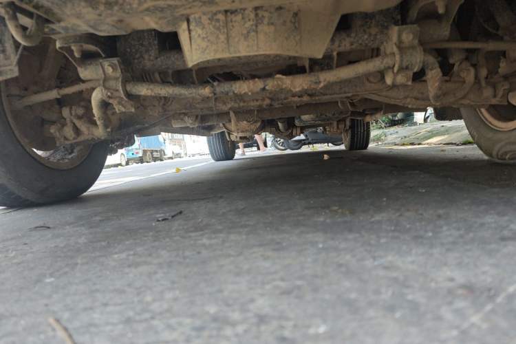 Used FORTHING Lingzhi 2017 M5 1.6L Comfort Model Chassis Front