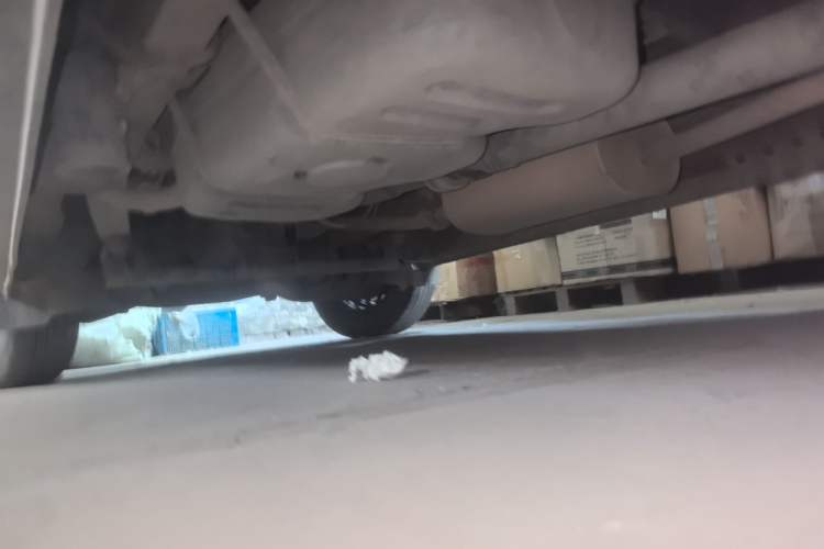 Used FORTHING Lingzhi 2017 M5L 1.6L 7-Seater Standard Model Chassis Rear Left