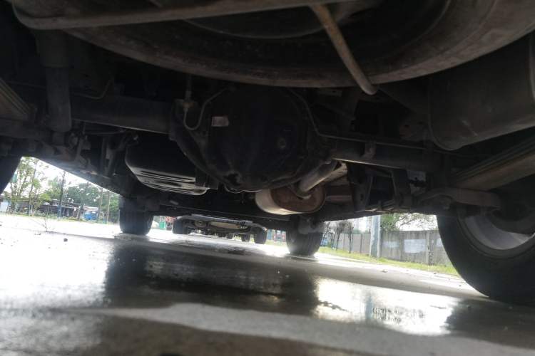 Used FORTHING Lingzhi 2017 M5 1.6L Luxury Model Chassis Rear
