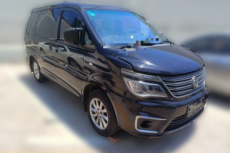 Used FORTHING Lingzhi 2017 M5 1.6L Luxury Model Front Right 45 Deg