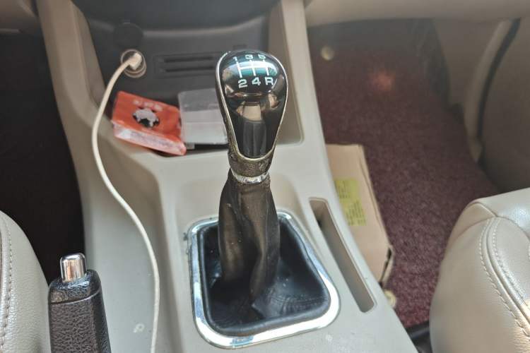 Used FORTHING Lingzhi 2017 M5 1.6L Comfort Model Gear Lever