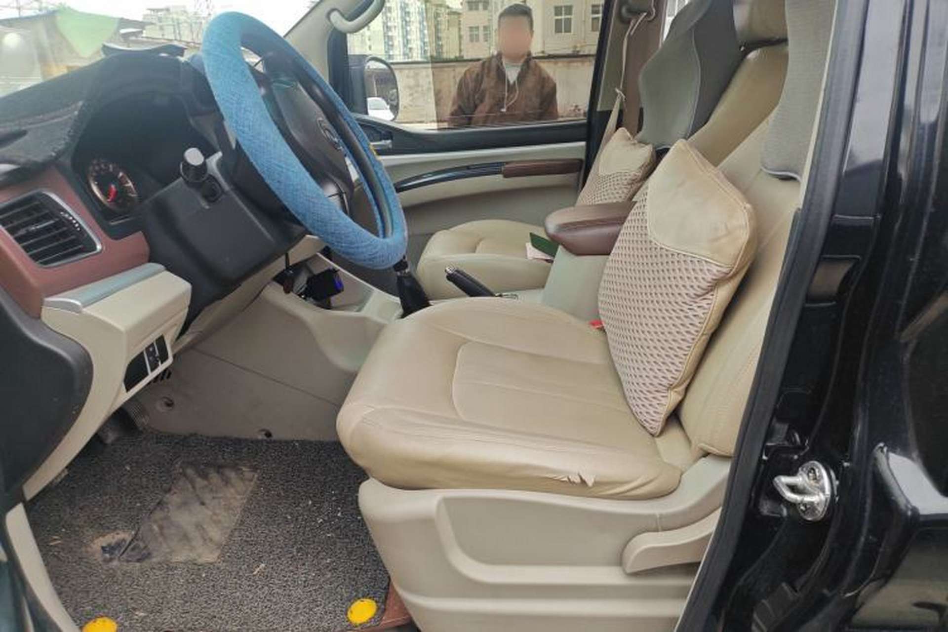 Used FORTHING Lingzhi 2017 M5L 1.6L 7-Seater Standard Model Left Front Seat