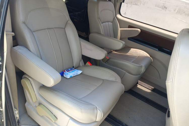 Used FORTHING Lingzhi 2017 M5 1.6L Luxury Model Left Rear Seat