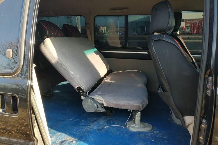 Used FORTHING Lingzhi 2017 M5L 1.6L 7-Seater Standard Model Left Rear Seat