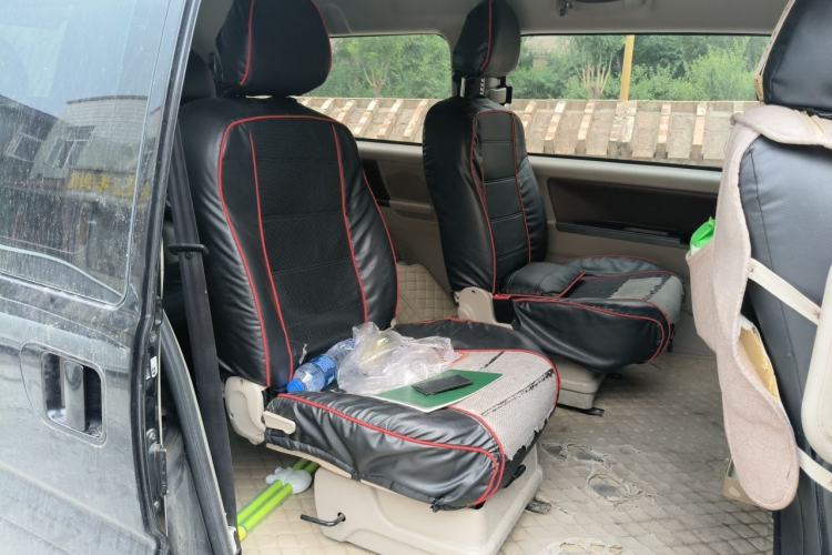 Used FORTHING Lingzhi 2017 M5L 1.6L 7-Seater Standard Model Left Rear Seat