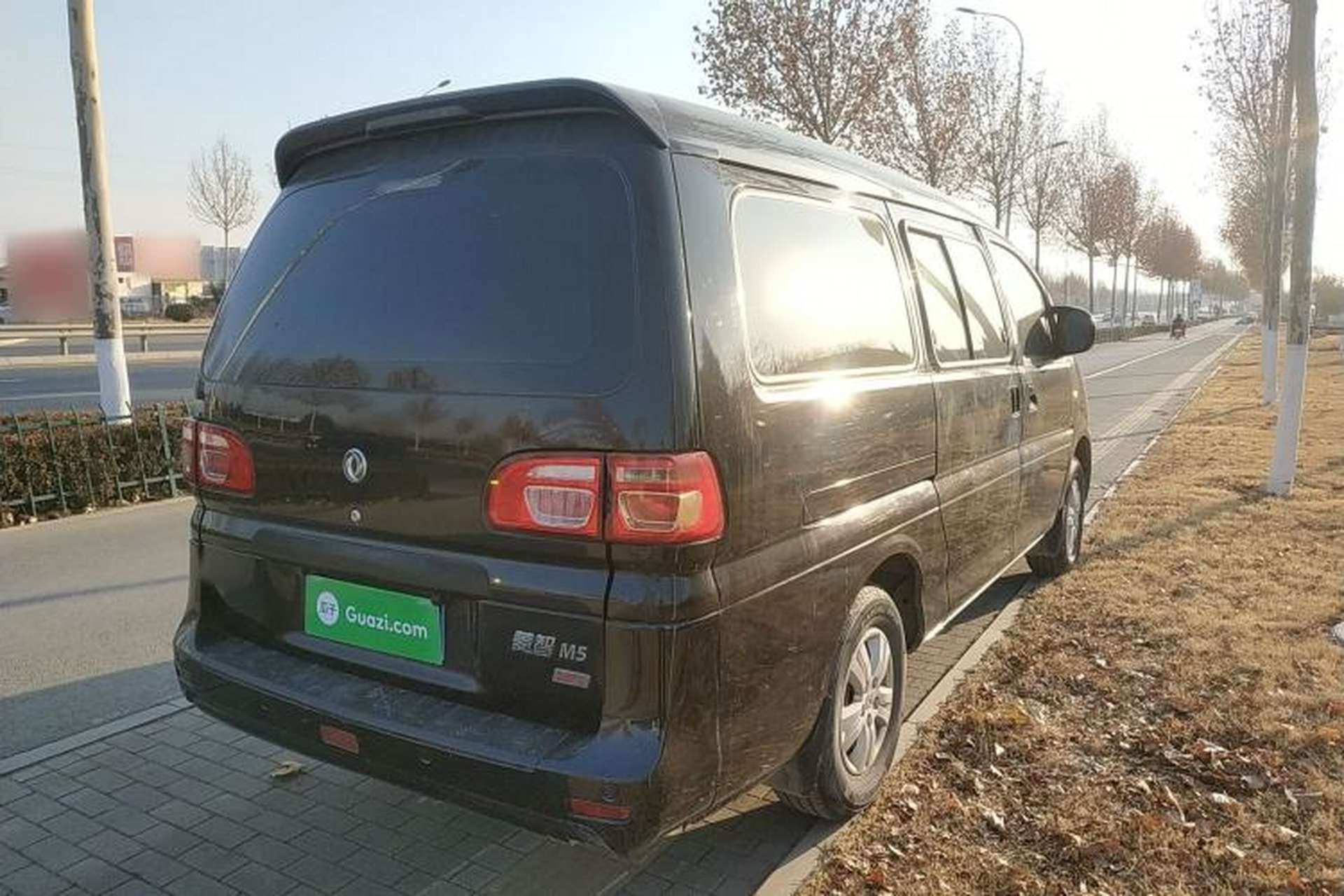 Used FORTHING Lingzhi 2017 M5L 1.6L 7-Seater Standard Model Rear Right 45 Deg