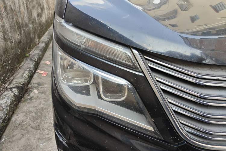 Used FORTHING Lingzhi 2017 M5 1.6L Comfort Model Right Front Headlight
