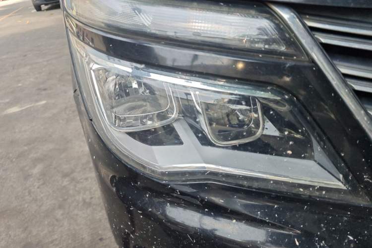 Used FORTHING Lingzhi 2017 M5 1.6L Comfort Model Right Front Headlight
