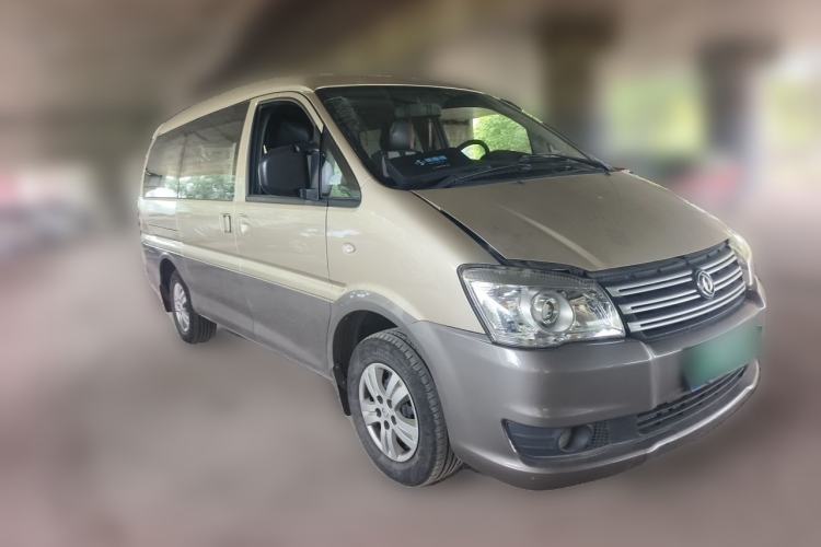Used FORTHING Lingzhi 2017 Restyled M3L 1.6L 7-Seater Comfort Version Front Right 45 Deg